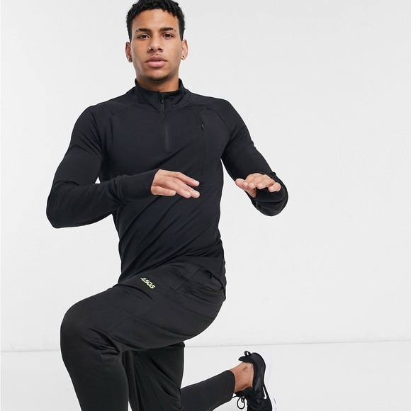 Half zip sweatshirt